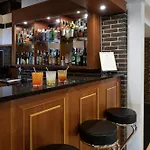 赫尔南玛瑟丽思酒店 酒店